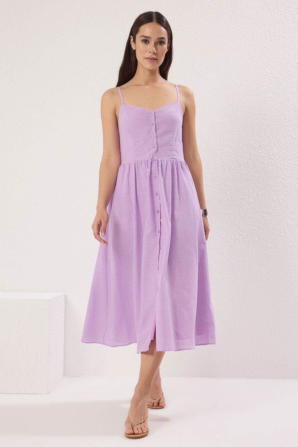 TRENDYOLMILLA Ekru Cicekli A Kesim Astarl? Midi Dokuma Elbise TWOSS25EL00524
