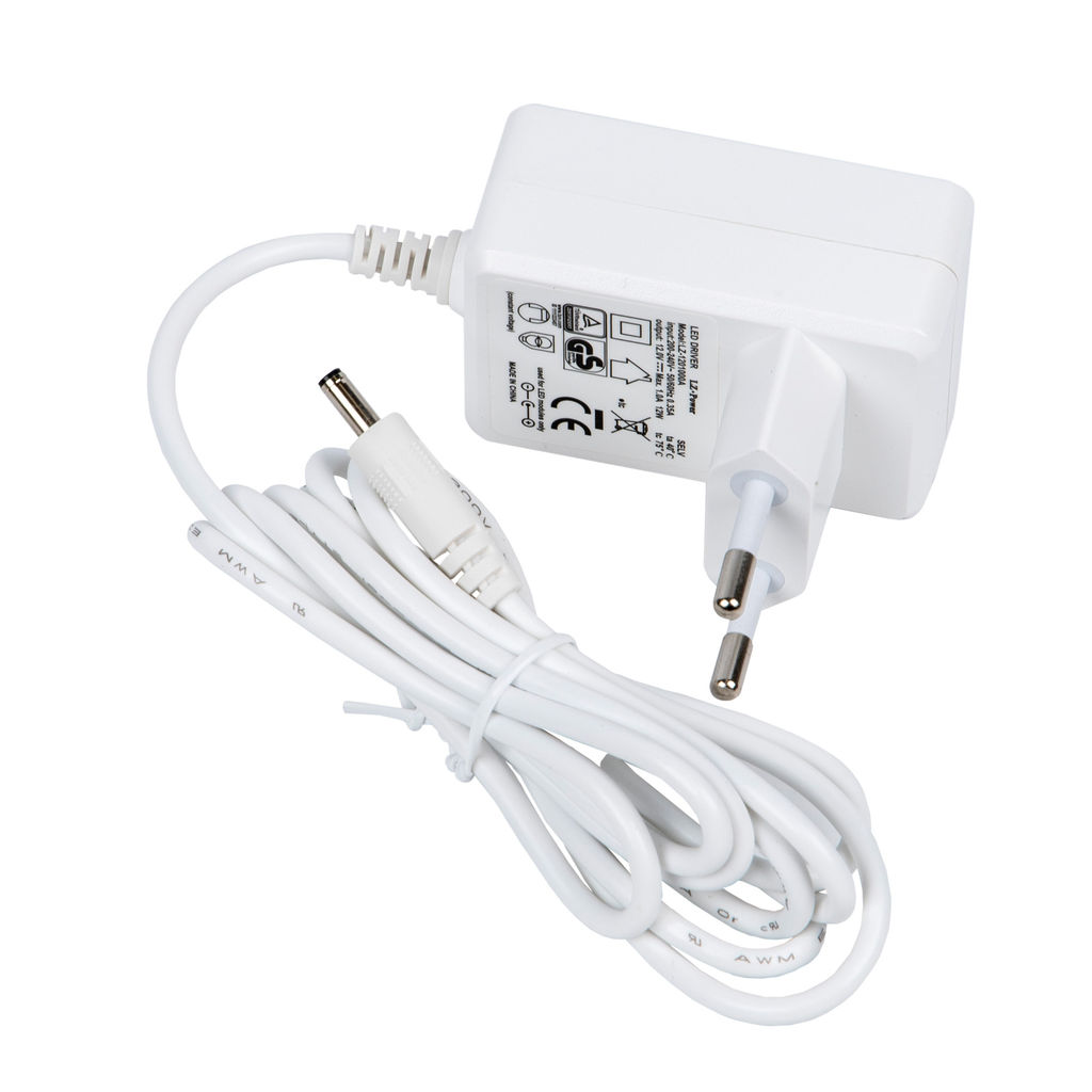 ULI-F48-5W/4500K SENSOR IP20 SILVER Светильник светодиодный для мебели. 500*25*9мм. 400Lm. ТМ Uniel