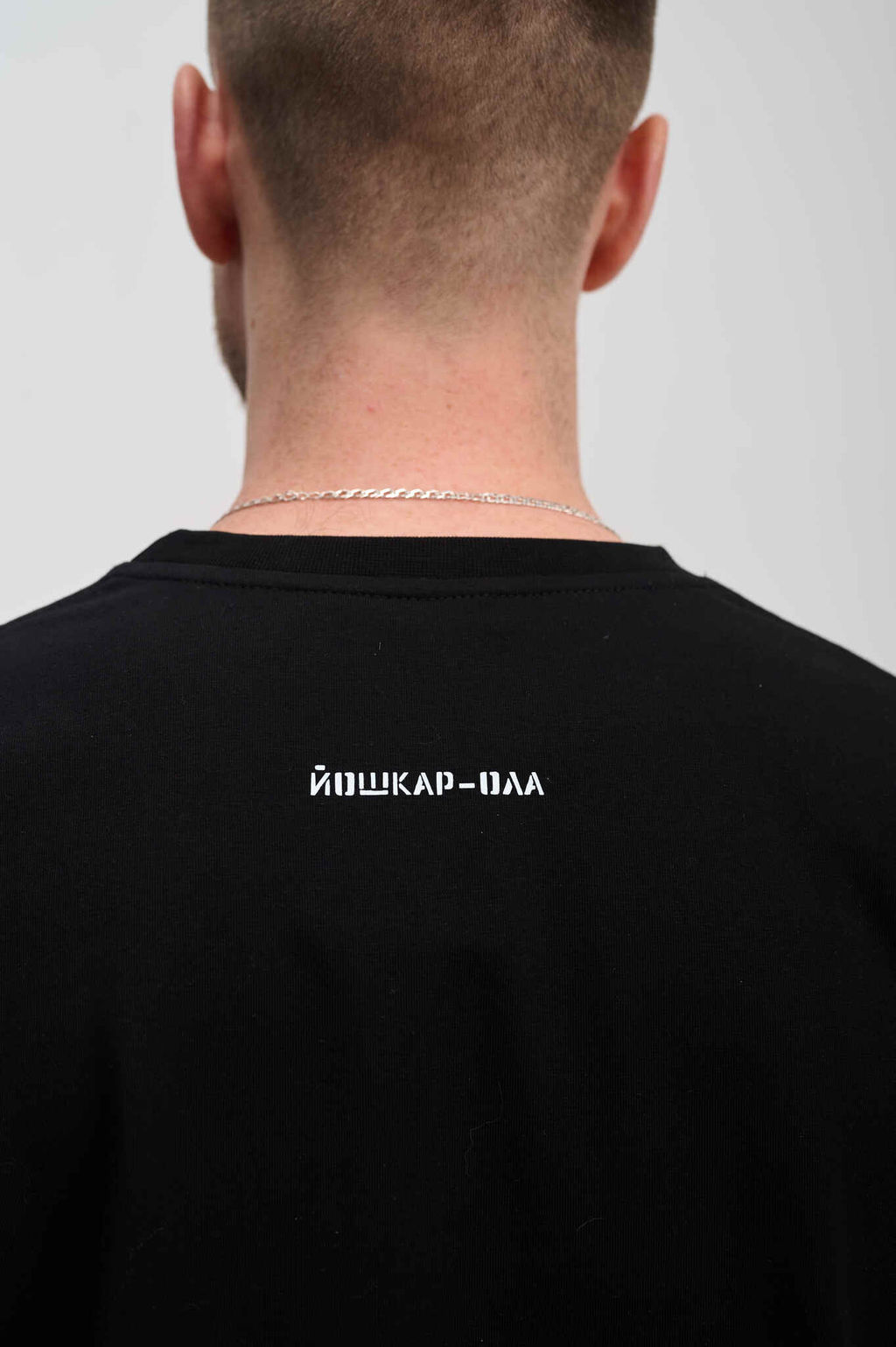 Футболка оверсайз унисекс " Политех" черный