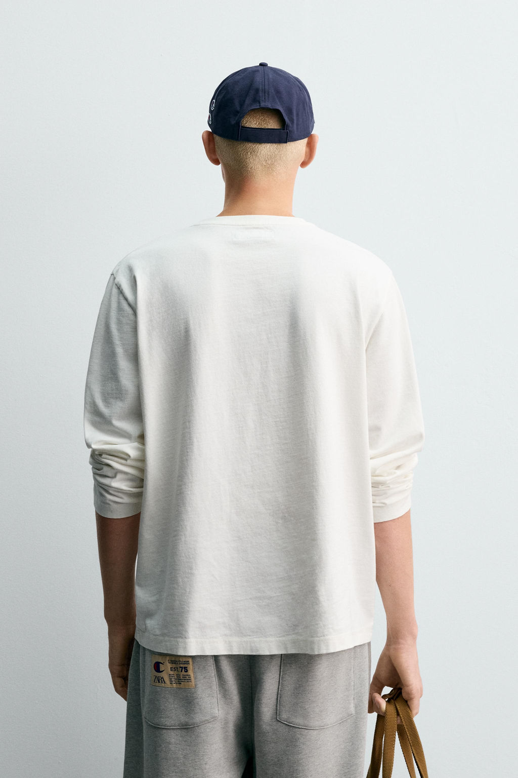 CHAMPION ® X ZARA LONG SLEEVE PATCH T-SHIRT  фото 3