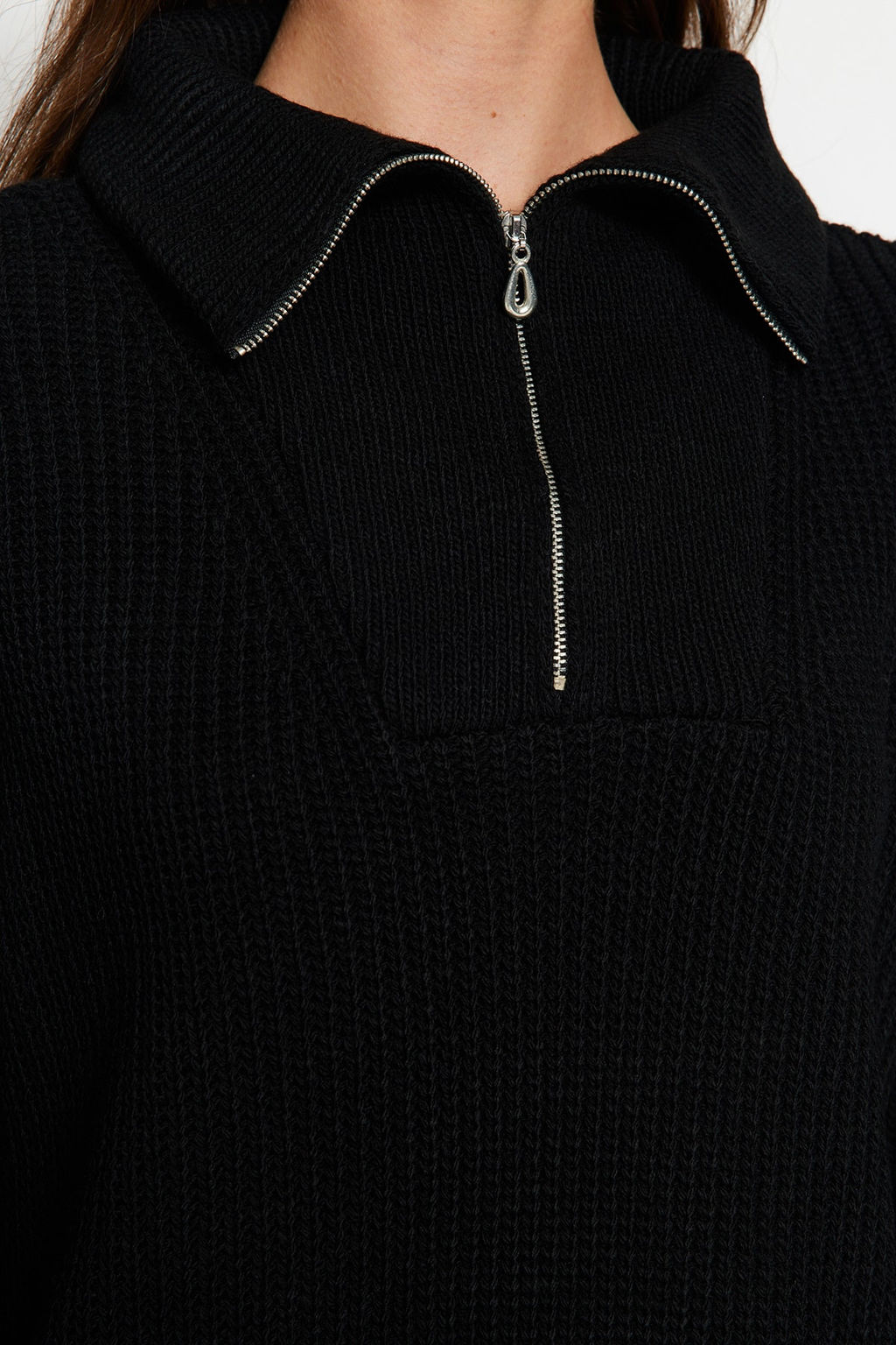 TRENDYOLMILLA Tas Mini Triko Fermuarl? Elbise TWOAW24EL00062  фото 11