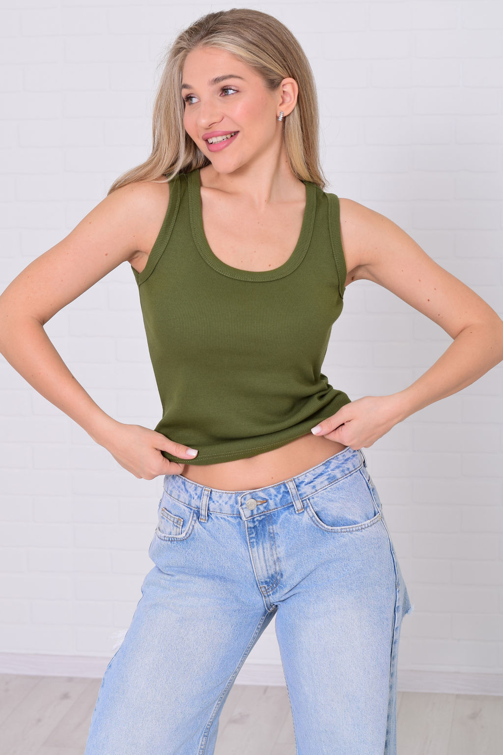 Майка женская 6-208з (оливковый)