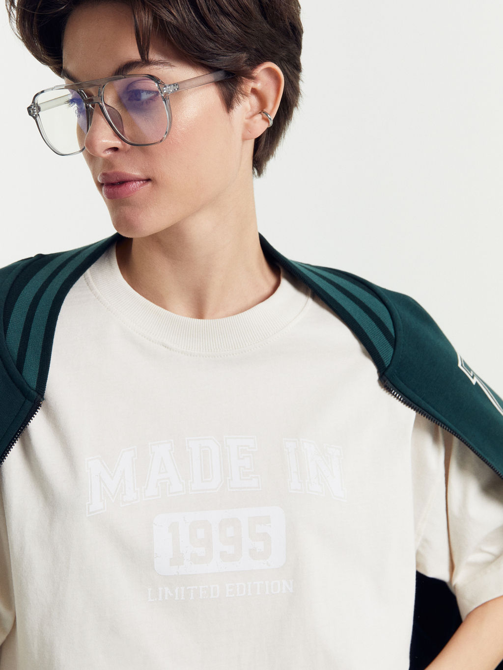 Футболка женская бежевая с печатью белый песок +печать 112769 - Mark formelle фото 5