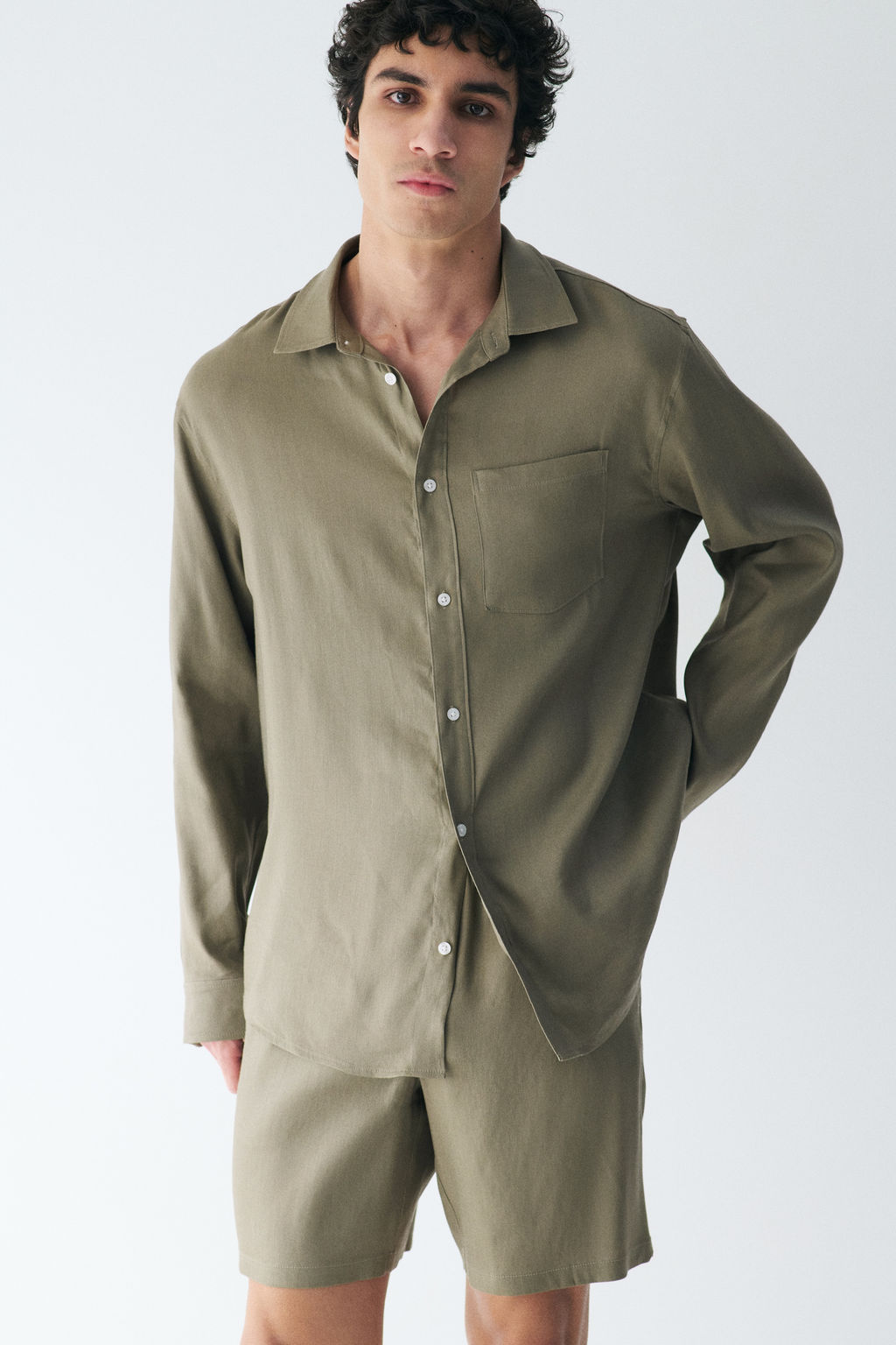 Camisa en mezcla de lino Easy Care Regular Fit - H&m фото 12