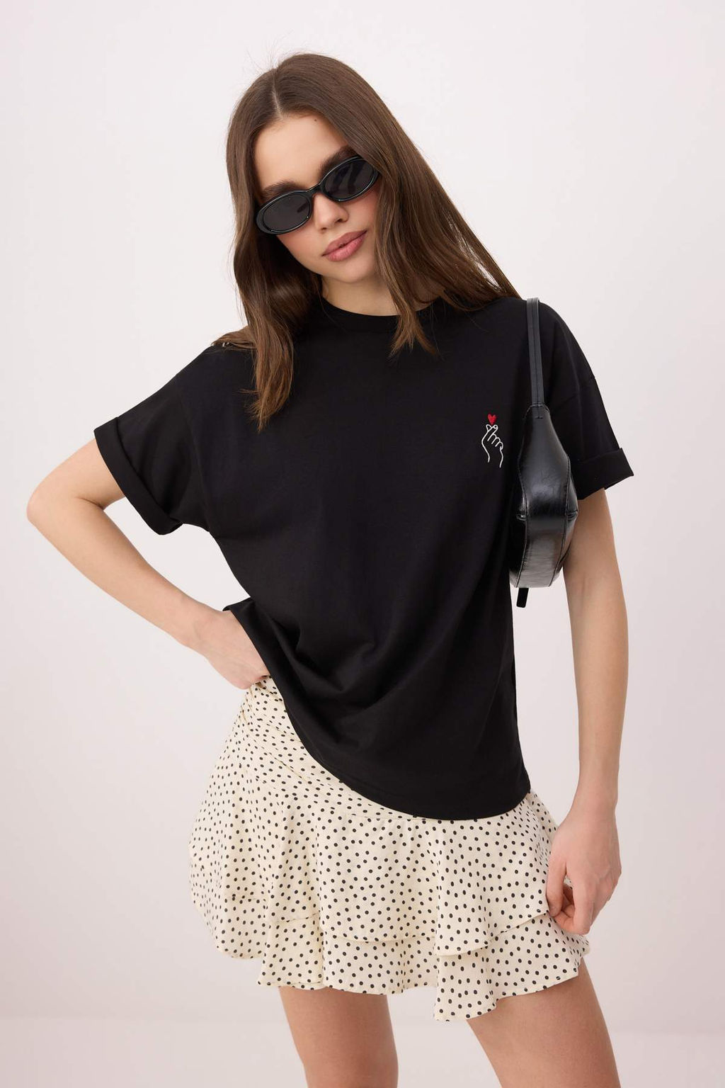 Tas Nak?sl?/Islemeli Oversize/Genis Kal?p %100 Pamuk Orme T-Shirt TWOSS26TS00165 - Trendyolmilla фото 5