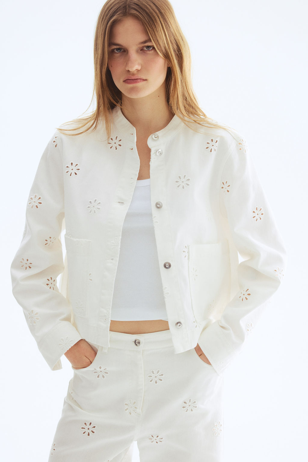 Chaqueta de sarga con bordado ingl?s - H&m фото 2