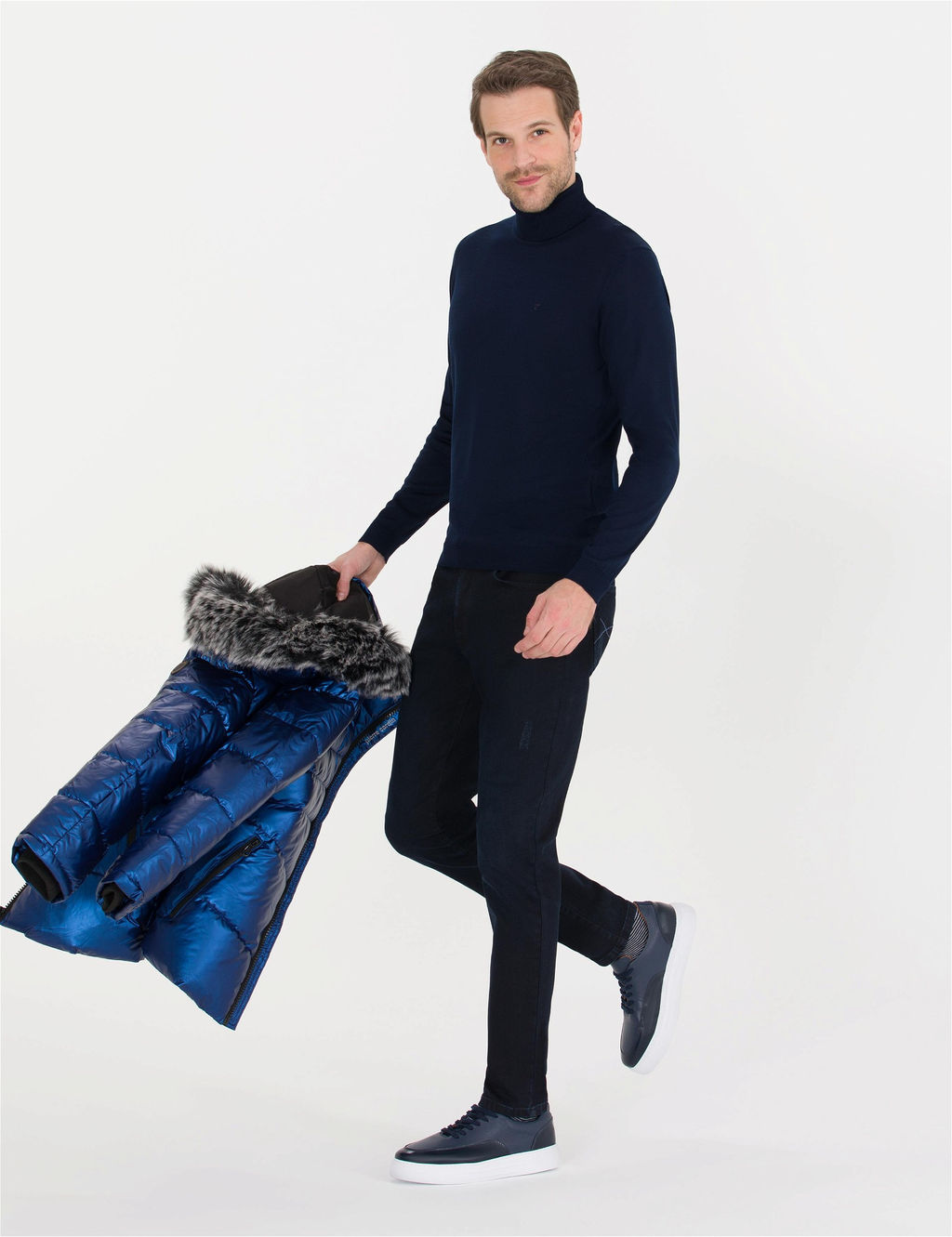 Lacivert Slim Fit Bal_k__ Yaka Y_n Kar___ml_ Basic Triko Kazak