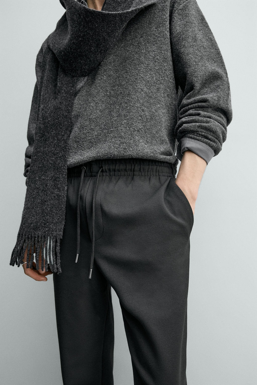 PANTAL?N CINTURA JOGGER EASY CARE / Negro - Zara фото 6