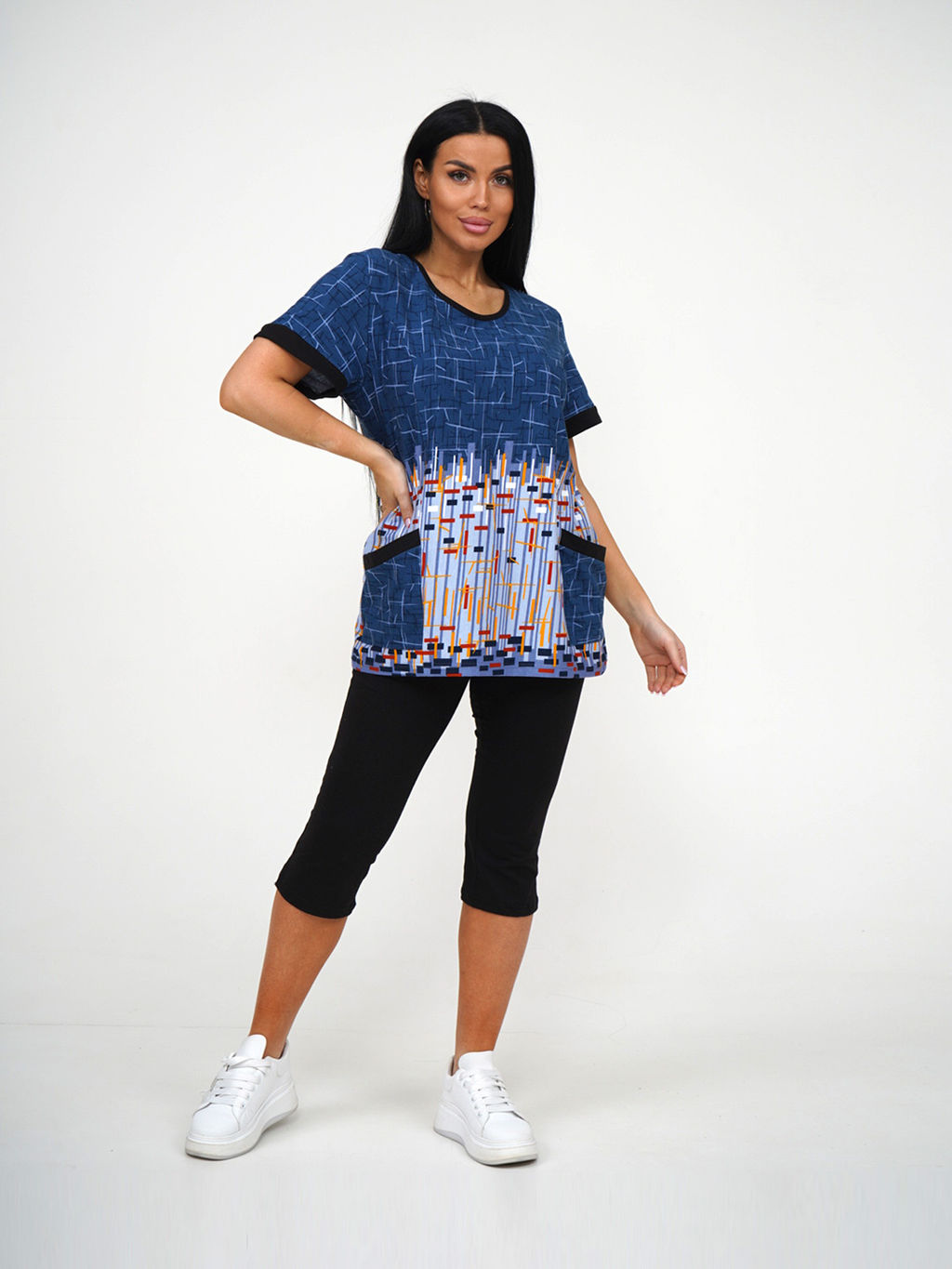 Костюм женский, цвет черный голубой