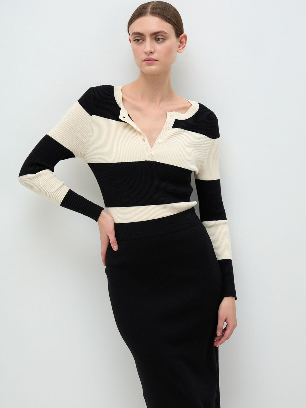 Conso/KUM 240721 - black Юбка женская