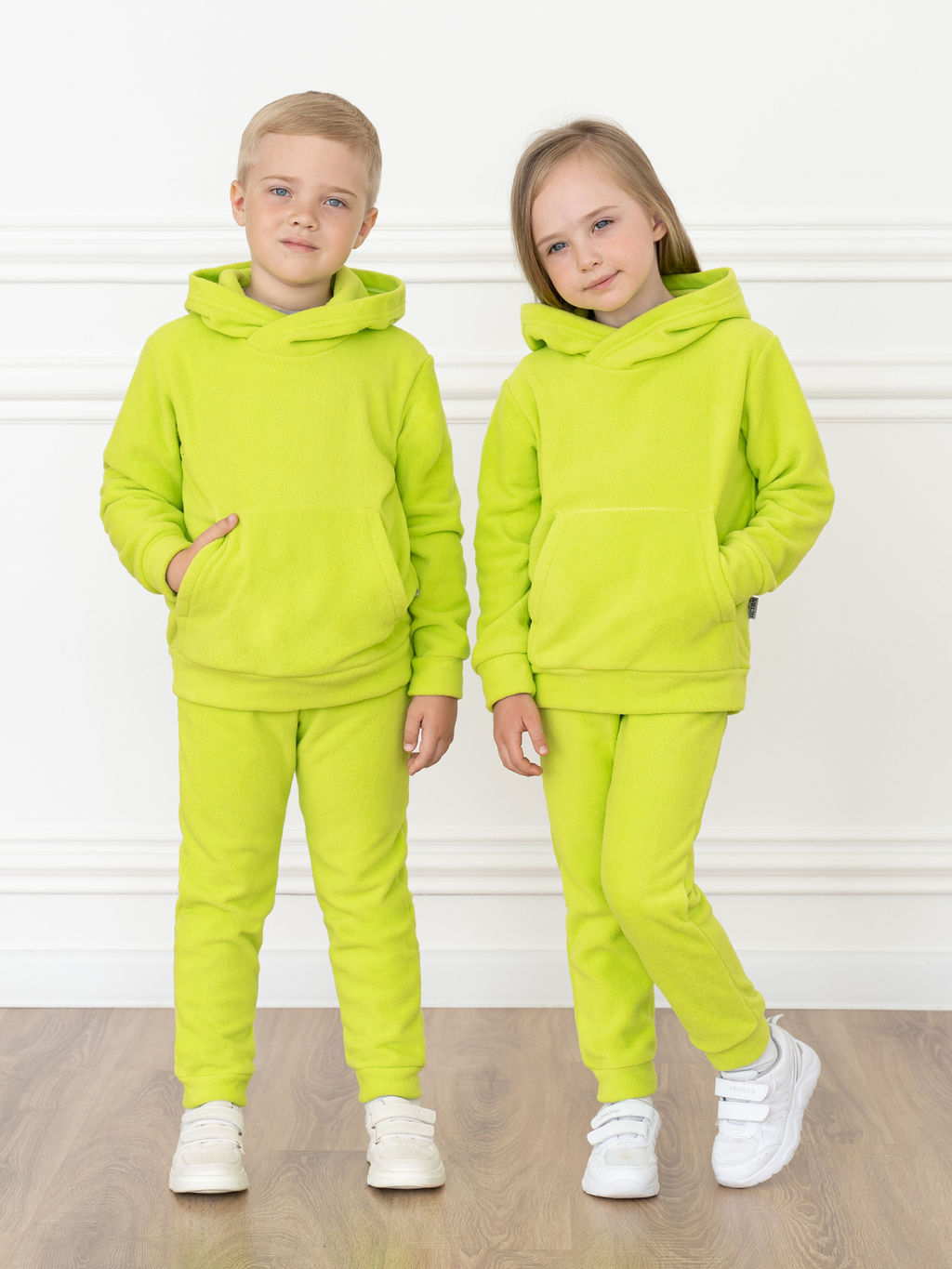 Костюм детский флисовый салатовый 7043 г(ш) (110, 60)