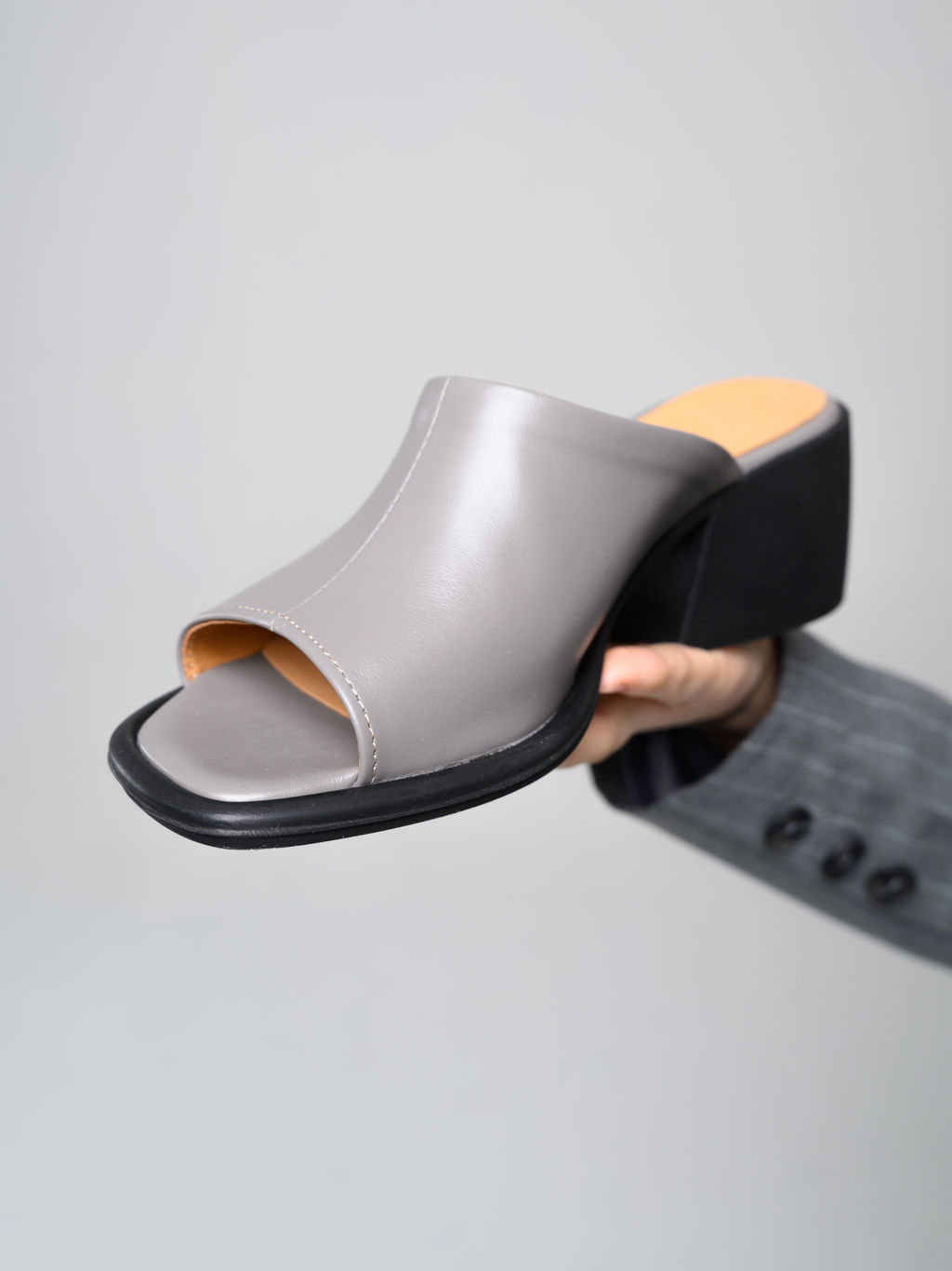 Сабо 4012.23663bl.Серый игуана