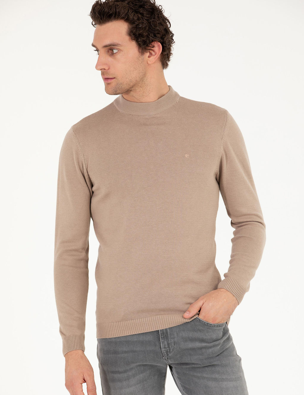 Базовый свитер стандартного кроя светло-коричневого цвета с водолазкой длиной в четверть - Cacharel фото 3