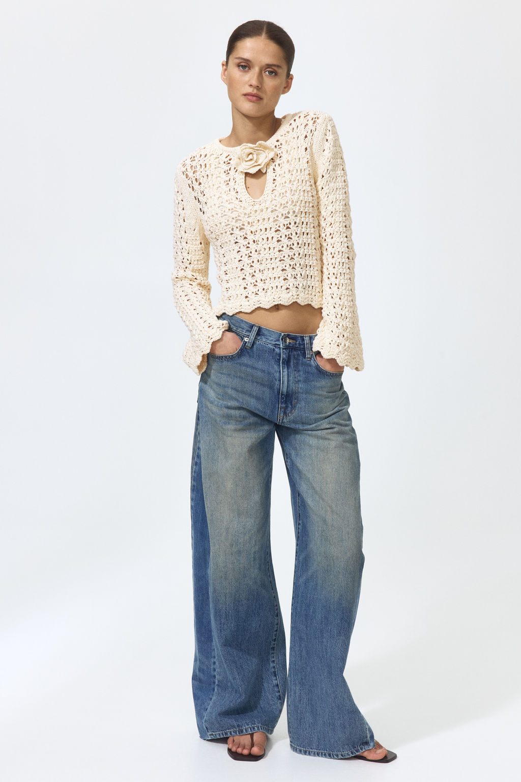 Top efecto crochet con aplicaci?n - H&m фото 5