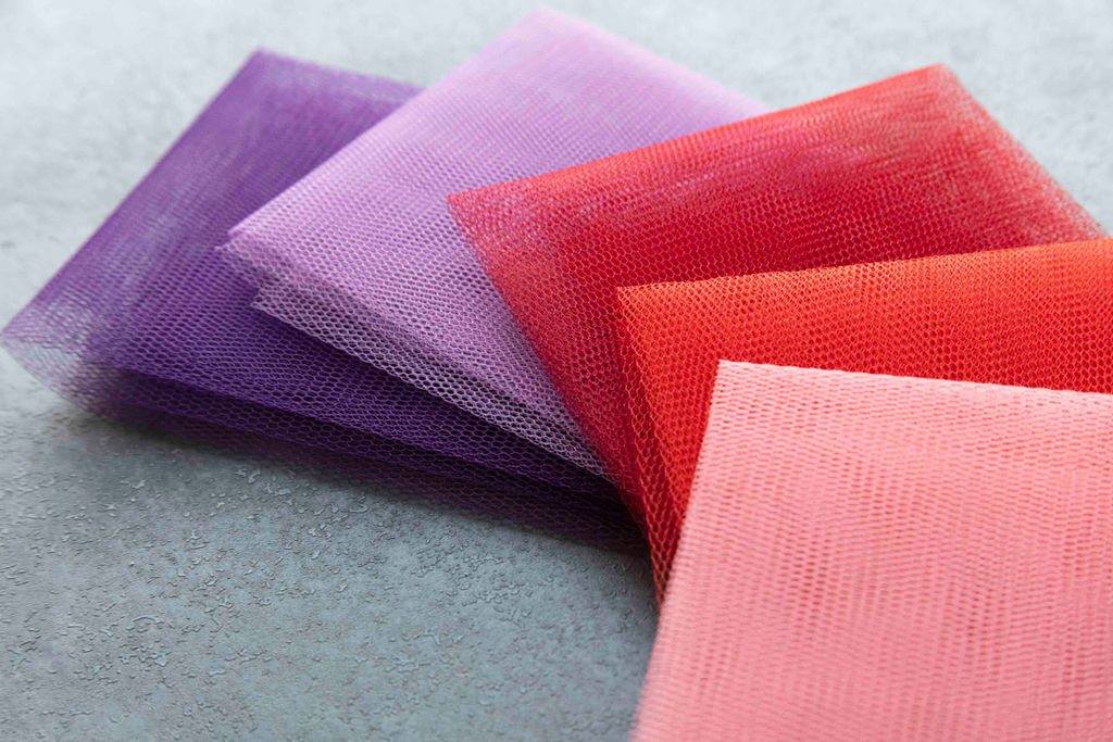 Ткань FTN Фатин ФАСОВКА 26 г/кв.м 2 г/кв.м 100 х 170 см 5 см 100% полиэстер