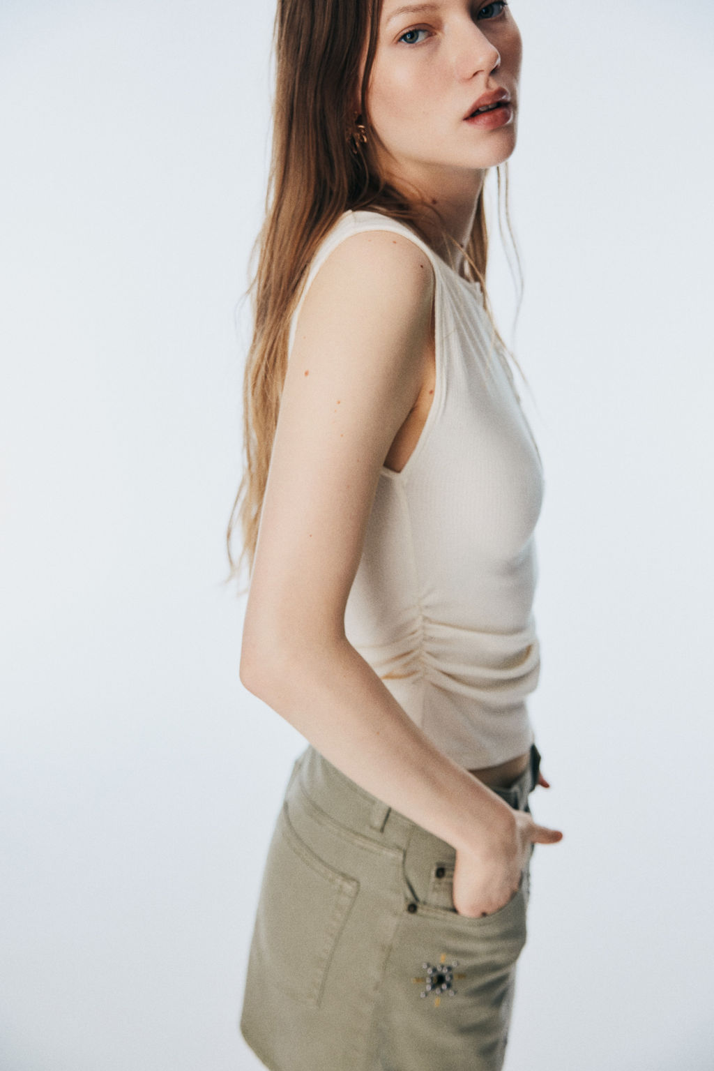 Top drapeado sin mangas - H&m фото 3