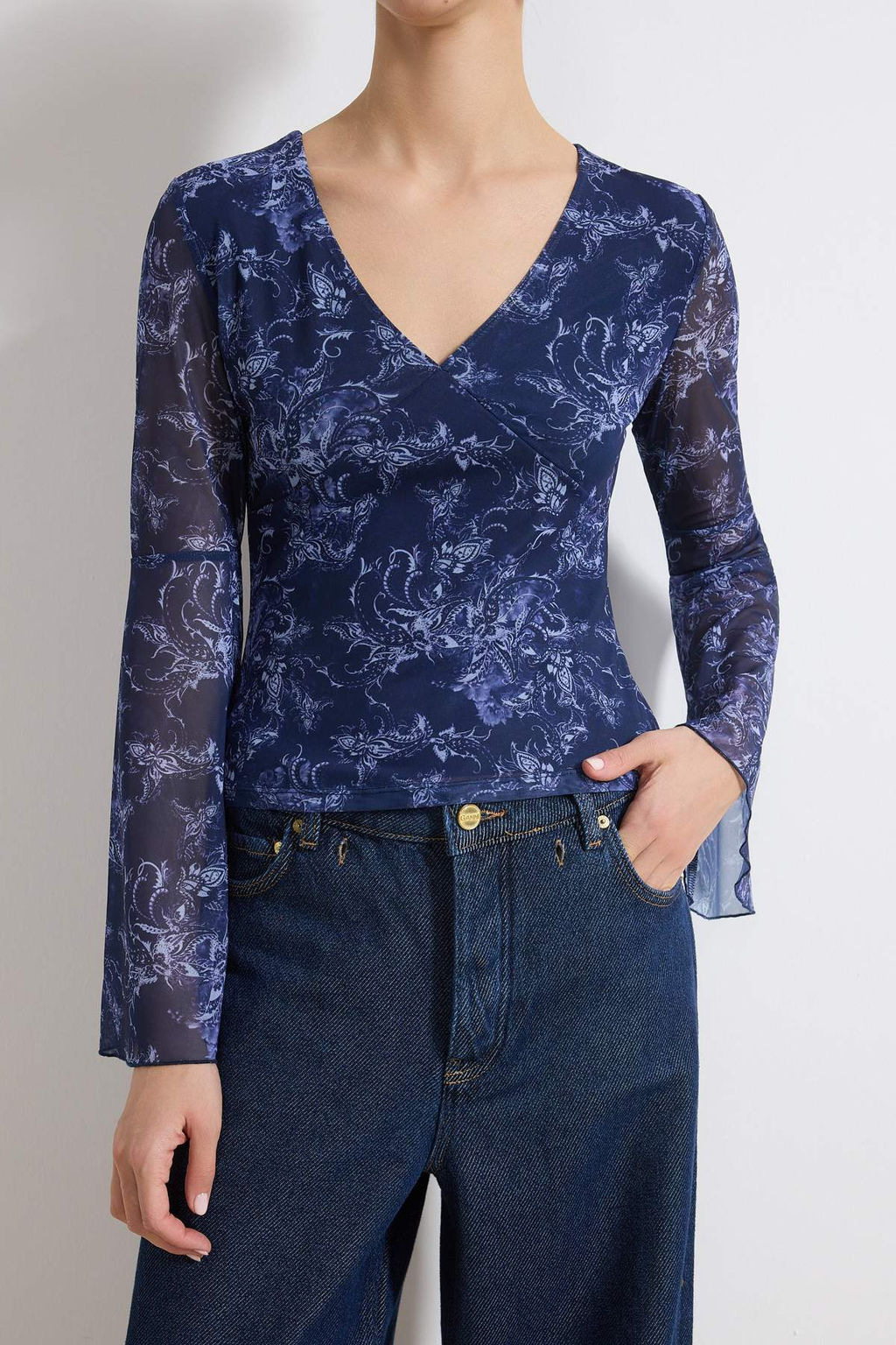 Cok Renkli Boho/Boho Chic Bask?l? V yaka Ispanyol Kol Tul Esnek Orme Bluz TWOAW26BZ00239