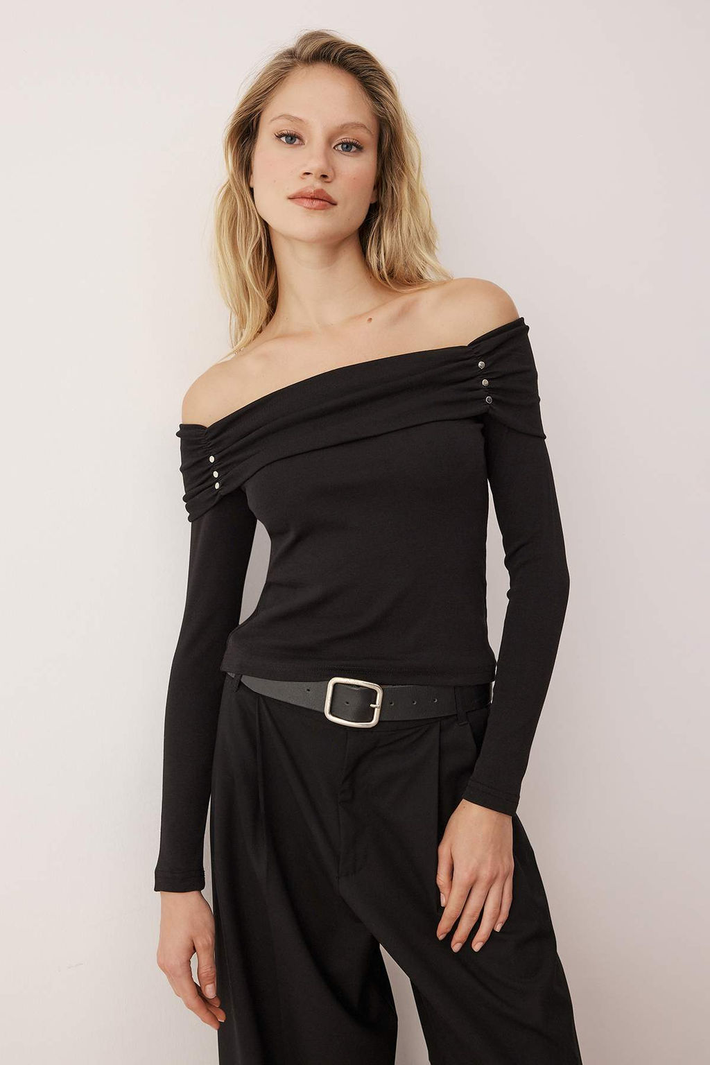 Ekru Aksesuar Detayl? Carmen Yaka Fitted/Vucuda Oturan Orme Bluz TWOAW26BZ00285 - Trendyolmilla фото 7