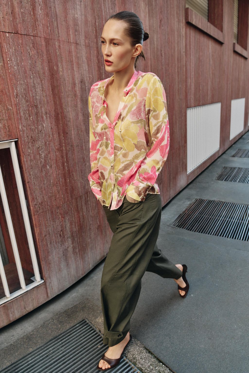 BLUSA ESTAMPADO FLORAL ABALORIOS / Multicolor