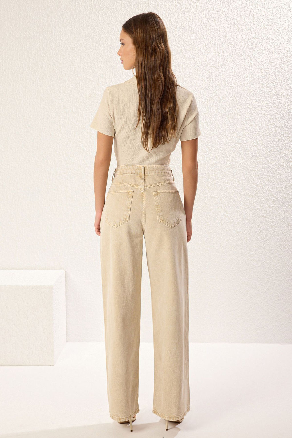 TRENDYOLMILLA Tas Dusuk Bel Wide Leg Jeans TWOSS25JE00166