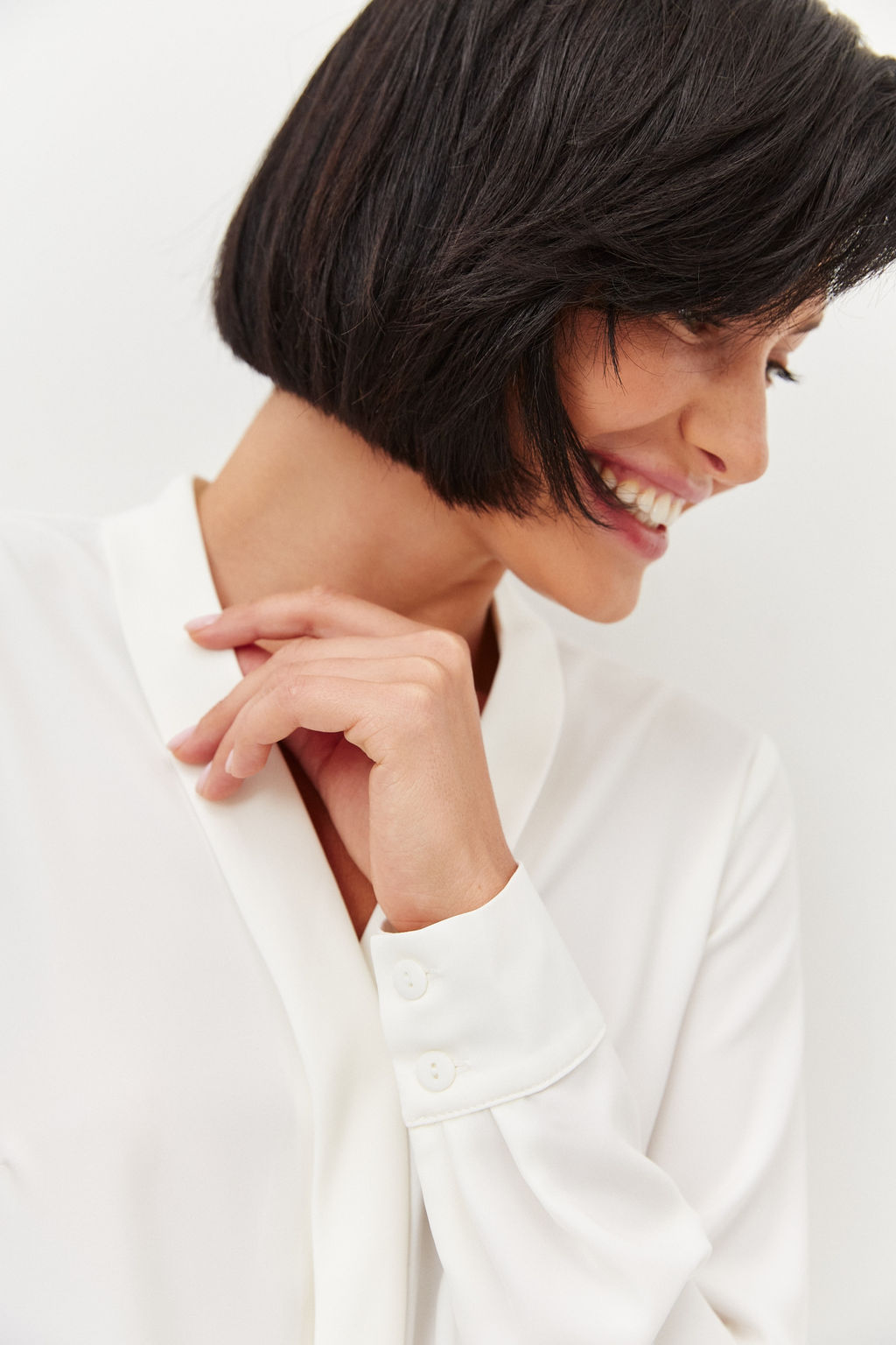 Блузка из сатина с V вырезом OD-807-1 белый OD-807-1 - Tantino фото 4