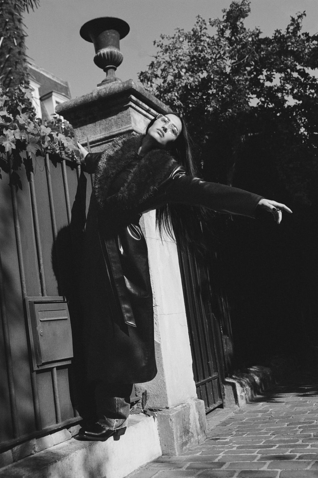 FAUX LEATHER COAT WITH DETACHABLE COLLAR