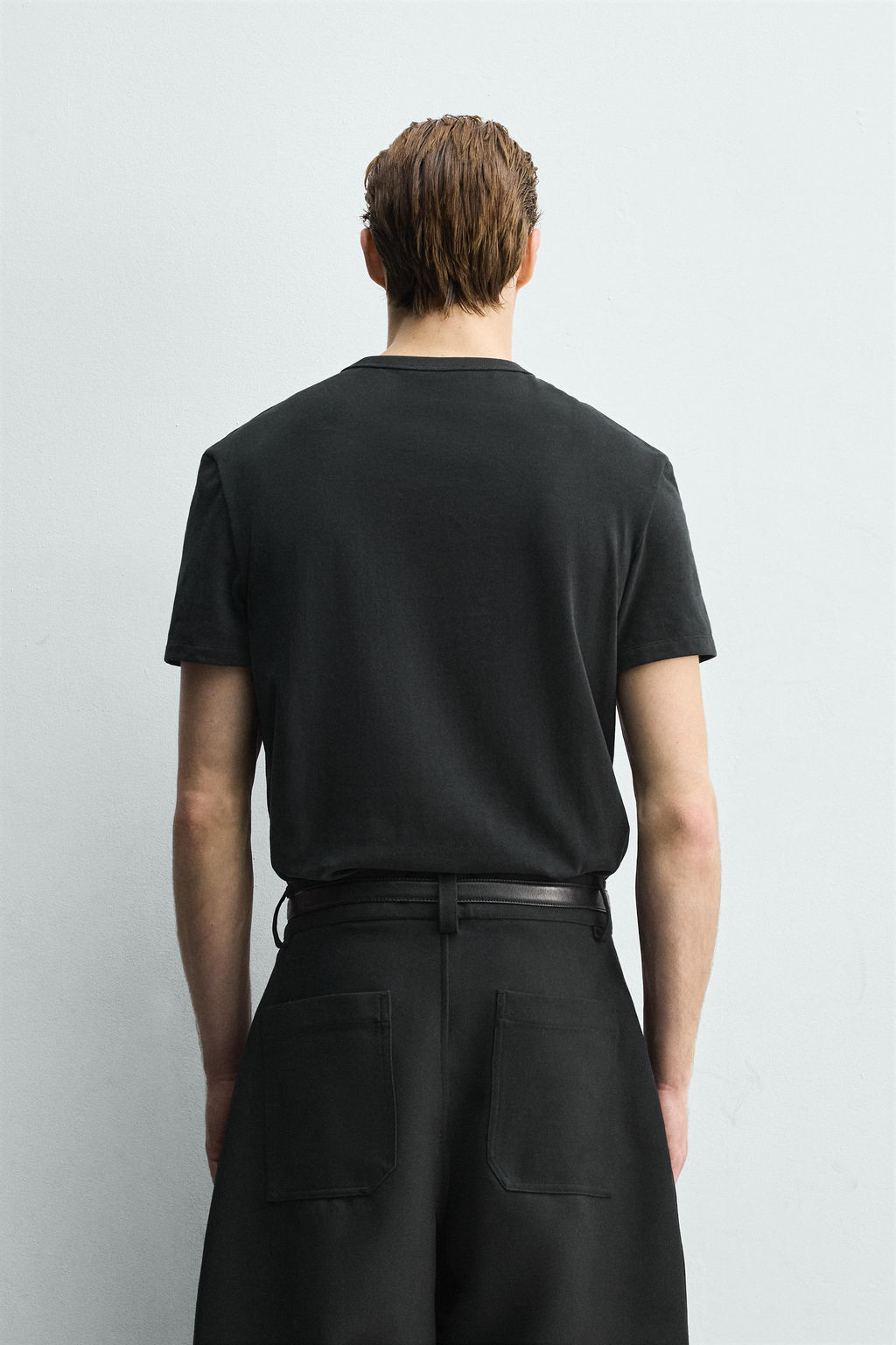 CAMISETA SOFT RELAXED FIT / Negro - Zara фото 3