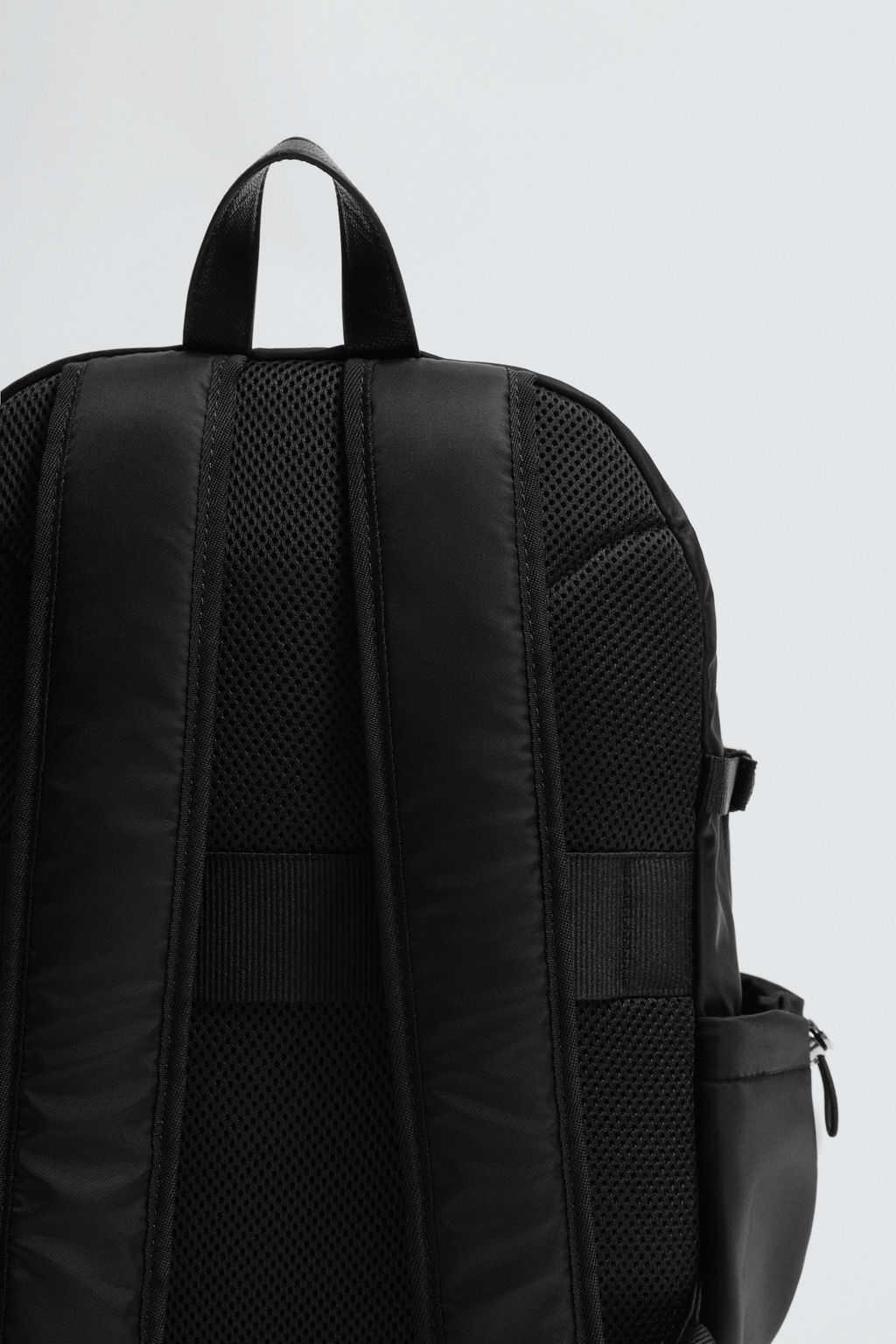 MULTI-POCKET TECHNICAL BACKPACK - Zara фото 3