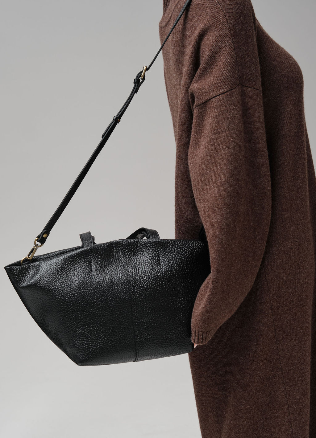 Кожаная сумка Azaro 31355 черный