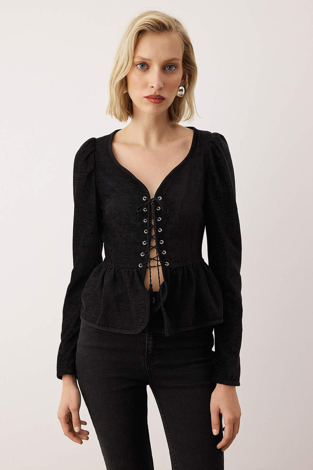 EXCLUSIVE Siyah Kadife Dar Kal?p Kus Gozu Detayl? Peplum Dokuma Bluz TWOAW26BZ00264 - Trendyolmilla фото 2