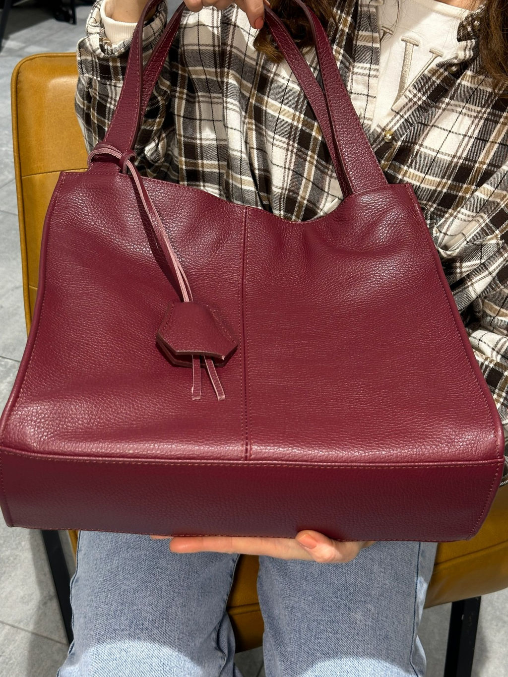 Сумка женская из телячьей кожи