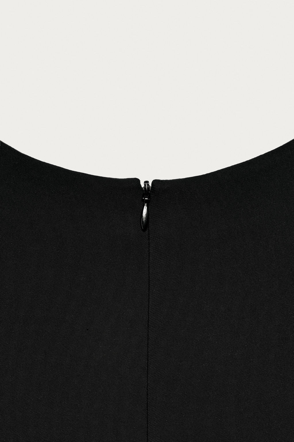 VESTIDO CORTO ABALORIOS MARISA BERENSON X ZARA / Negro фото 3