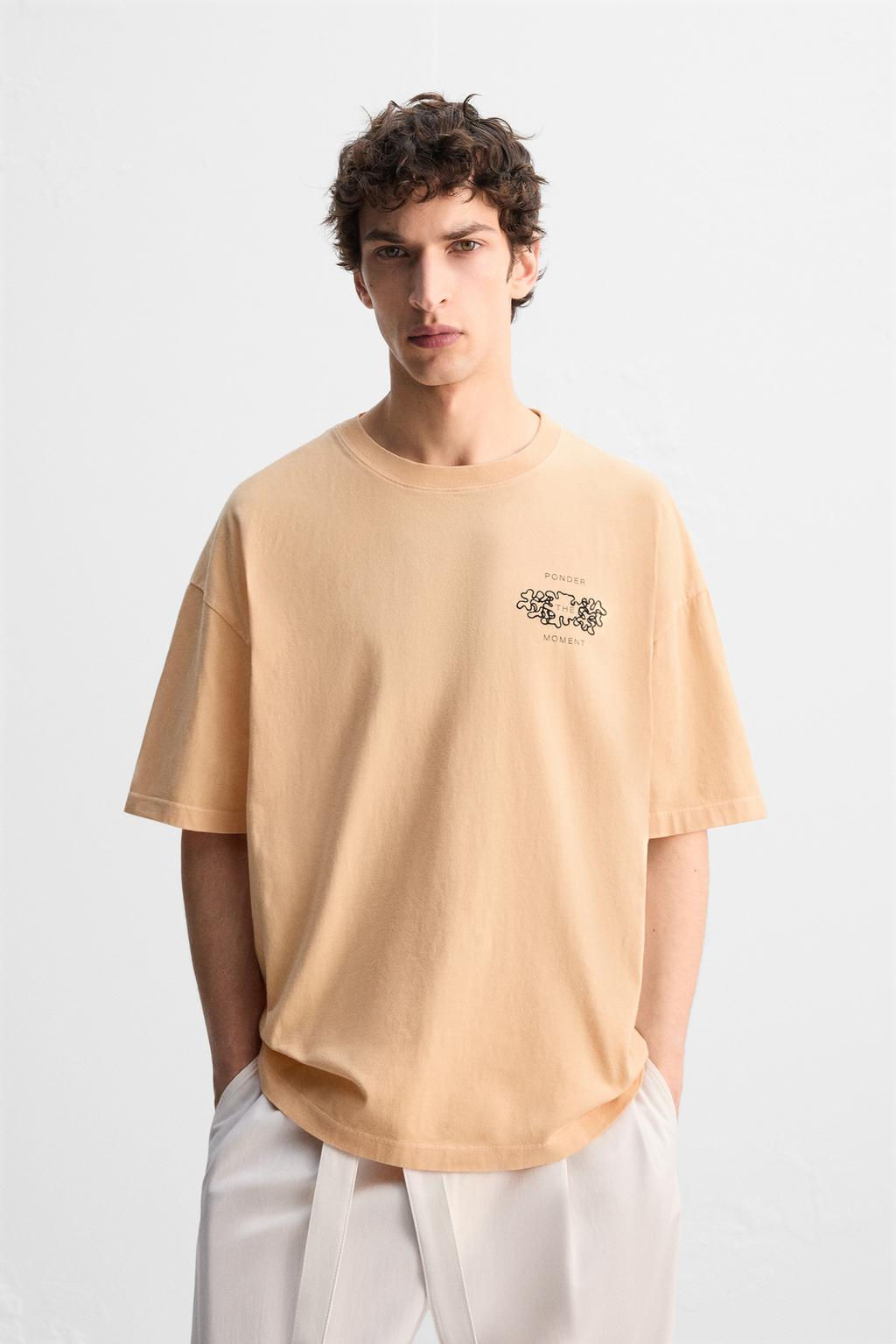 T-SHIRT WITH CONTRAST GRAPHIC - Zara фото 2