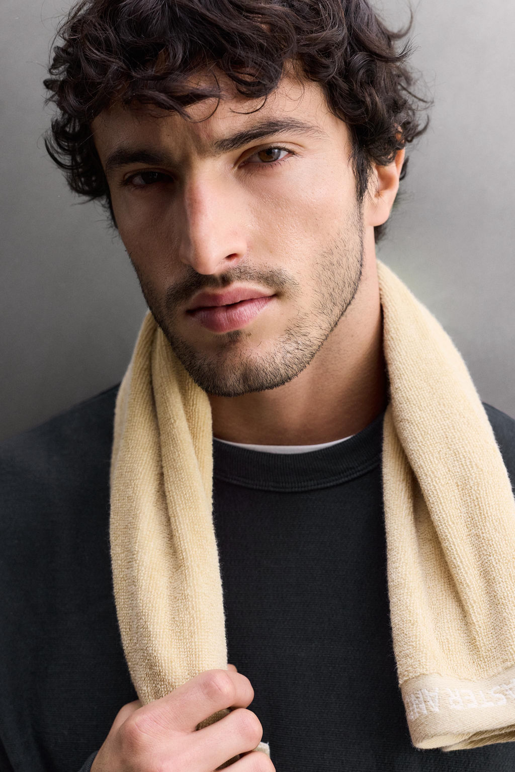 RELAXED FIT CREW NECK SWEATSHIRT - Zara фото 13