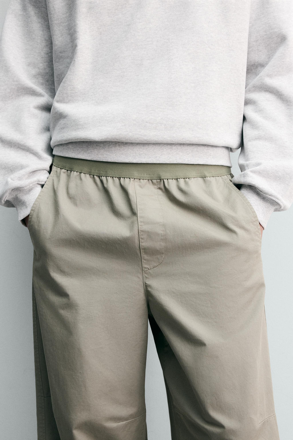 PANTAL?N PARACHUTE RELAXED FIT / Khaki claro - Zara фото 5