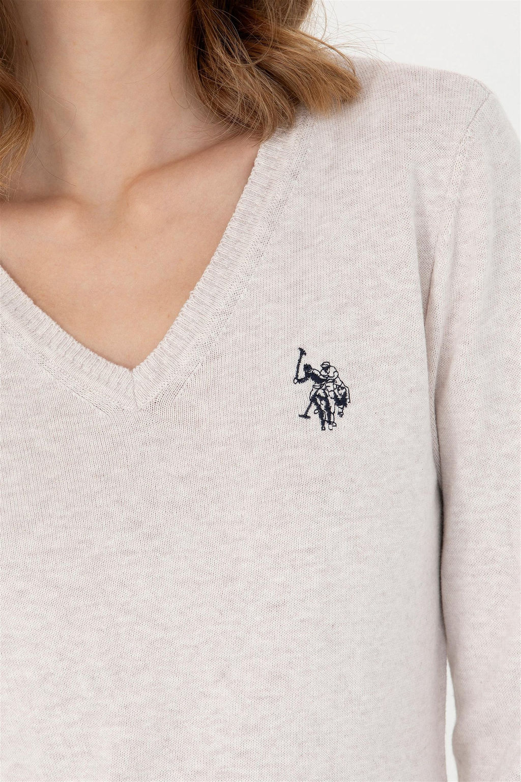 U. S. Polo Assn Женский базовый свитер с v-образным вырезом и каменным меланжом - U.s. polo assn фото 7