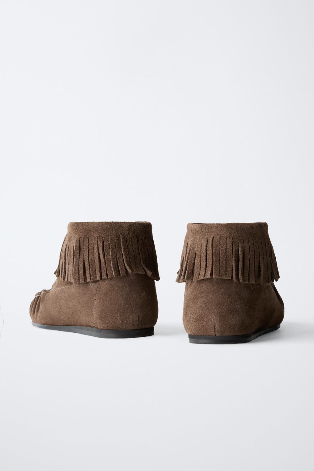 LEATHER LOW ANKLE BOOTS WITH FRINGES - Zara фото 5
