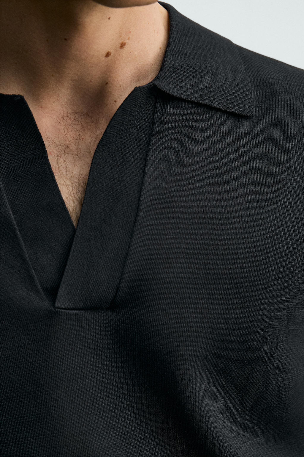 POLO PUNTO REGULAR FIT / Negro - Zara фото 5