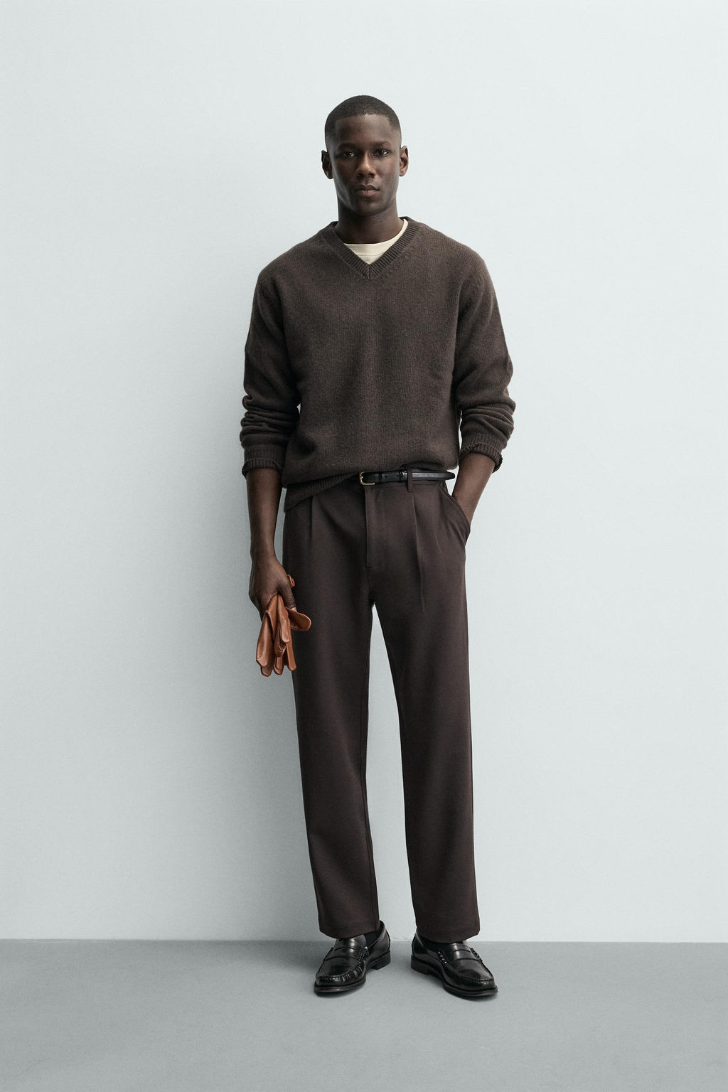 PLEATED TEXTURED TROUSERS
