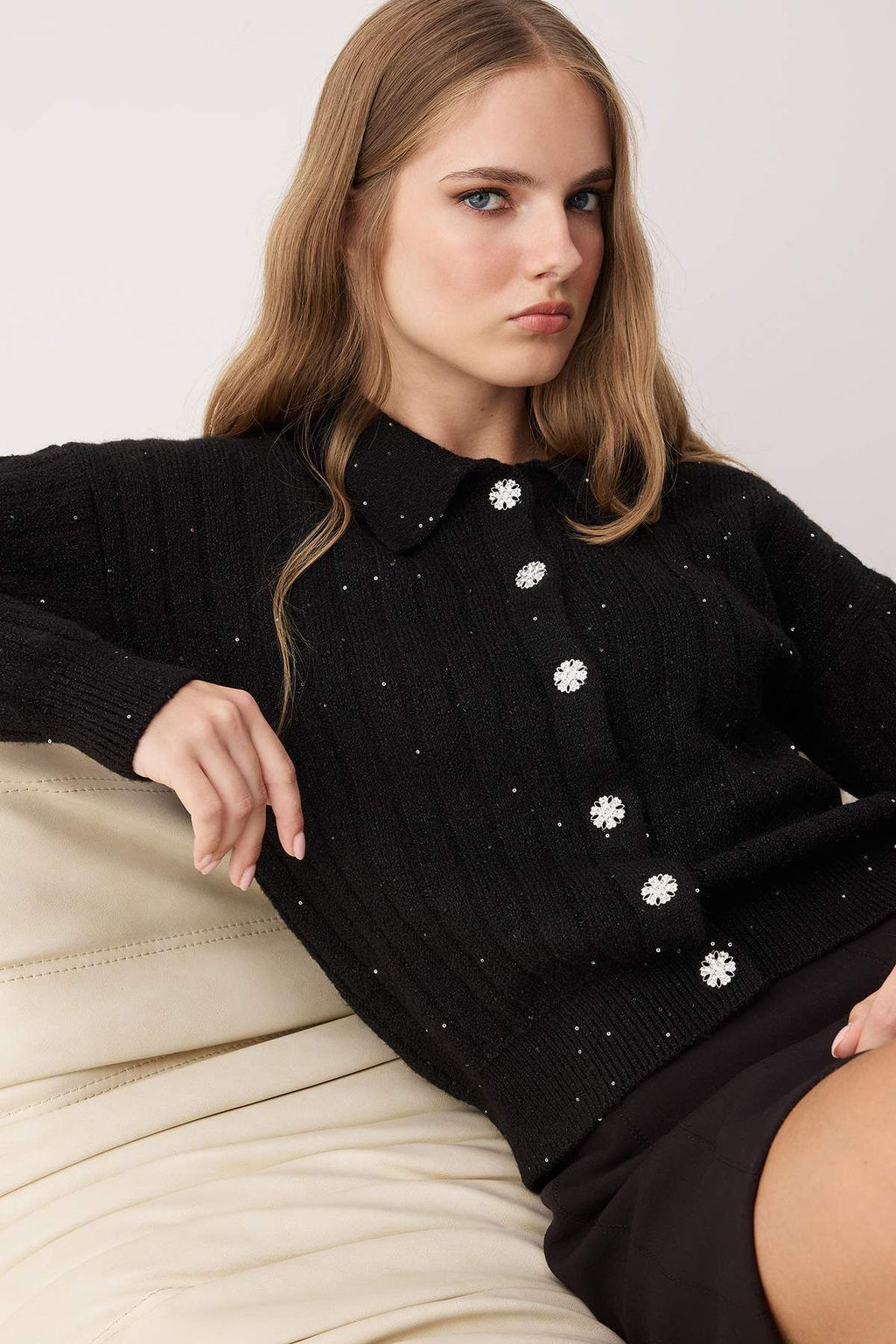 Siyah Yunlu Dugme Detayl? Simli Iplik Polo Yaka Fitilli Triko H?rka TWOAW26HI00037