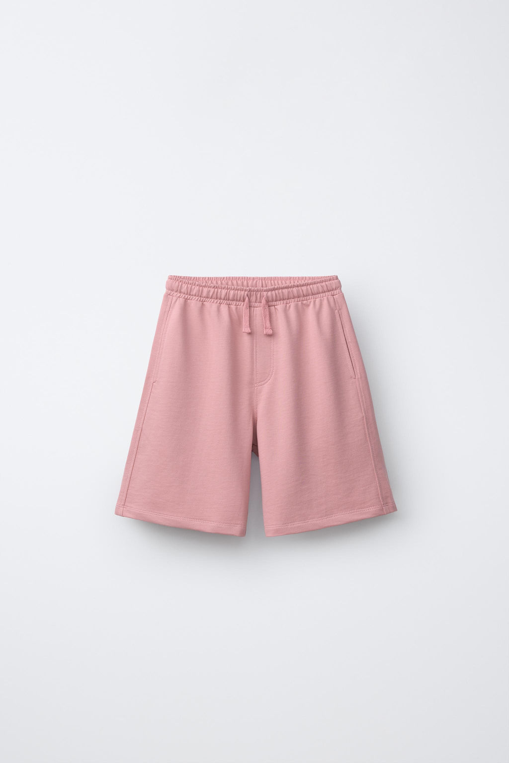CONJUNTO CAMISETA Y BERMUDA TEXTO / Rosa lavado