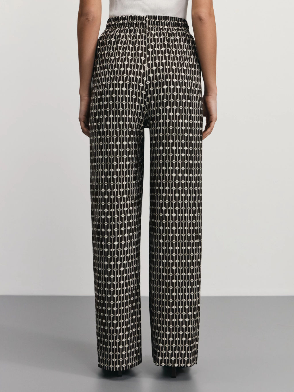 Брюки прямого кроя с принтом / Zarina  фото 4