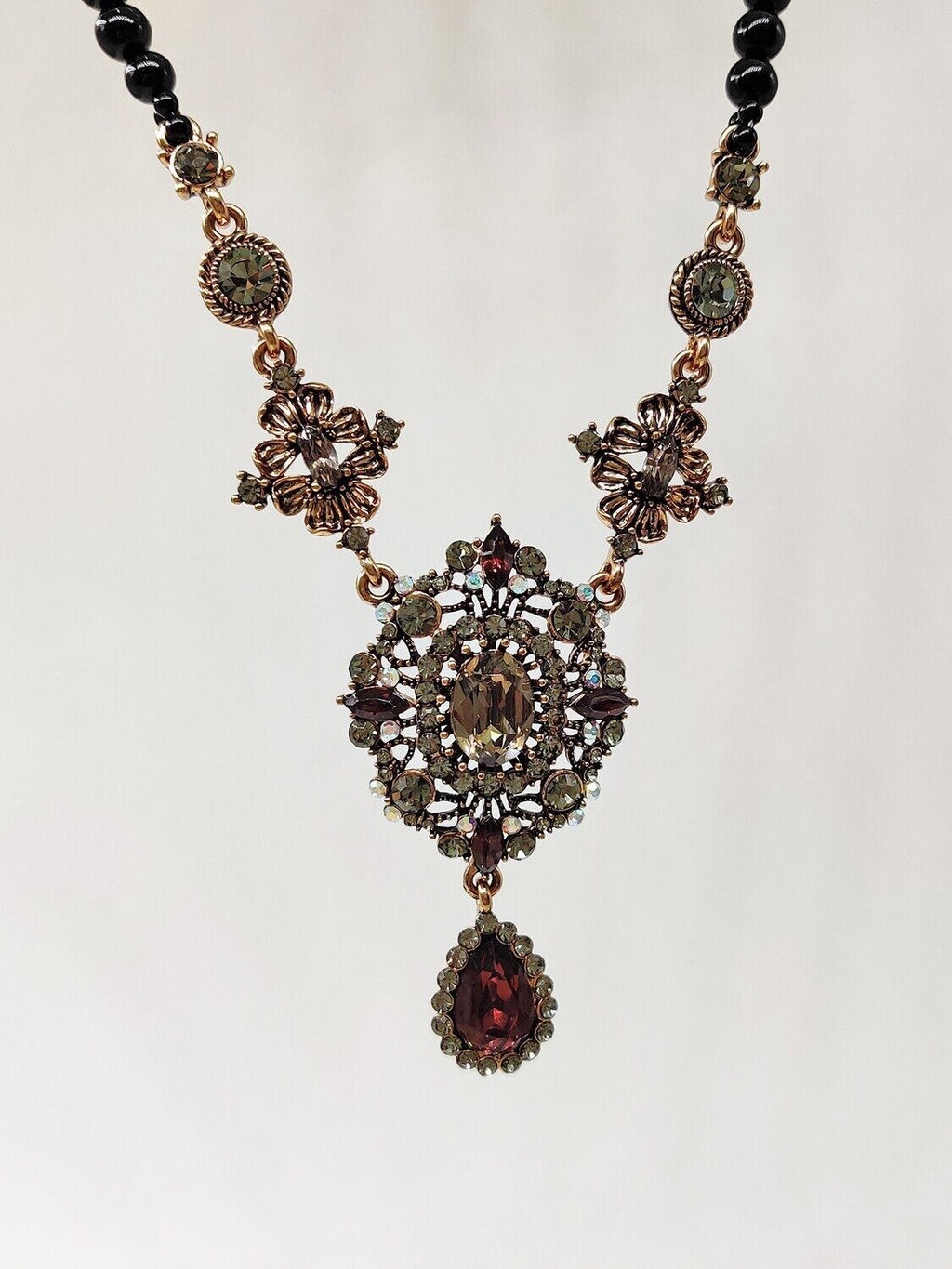 Колье F2279719007650