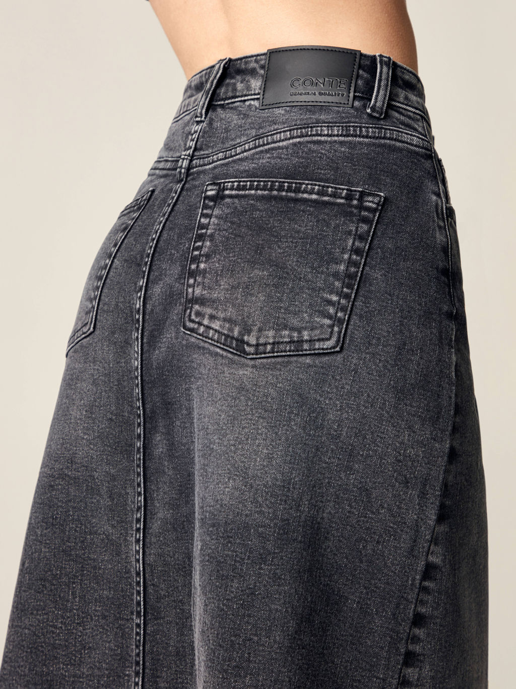 CONTE CON-496 Джинсовая юбка с необработанным краем washed black washed black