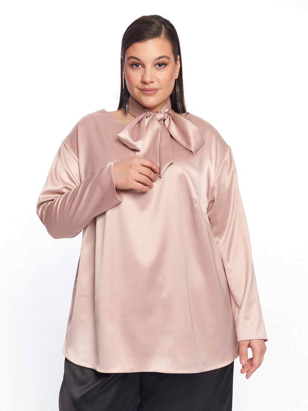 Атласная блузка с рукавами BL02137PIN37