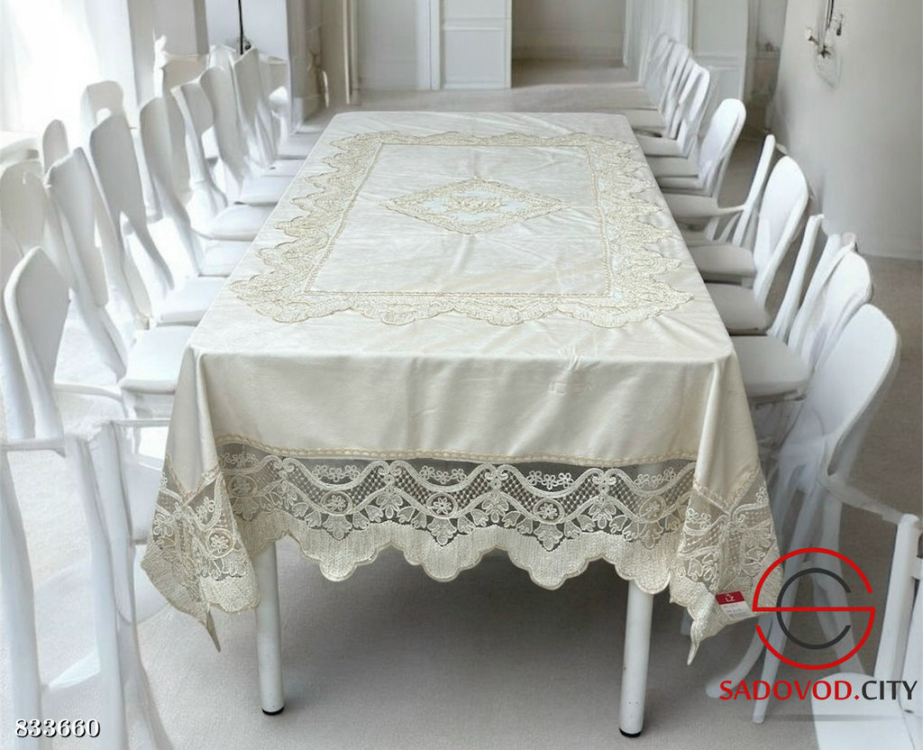 Скатерть на стол с кружевом