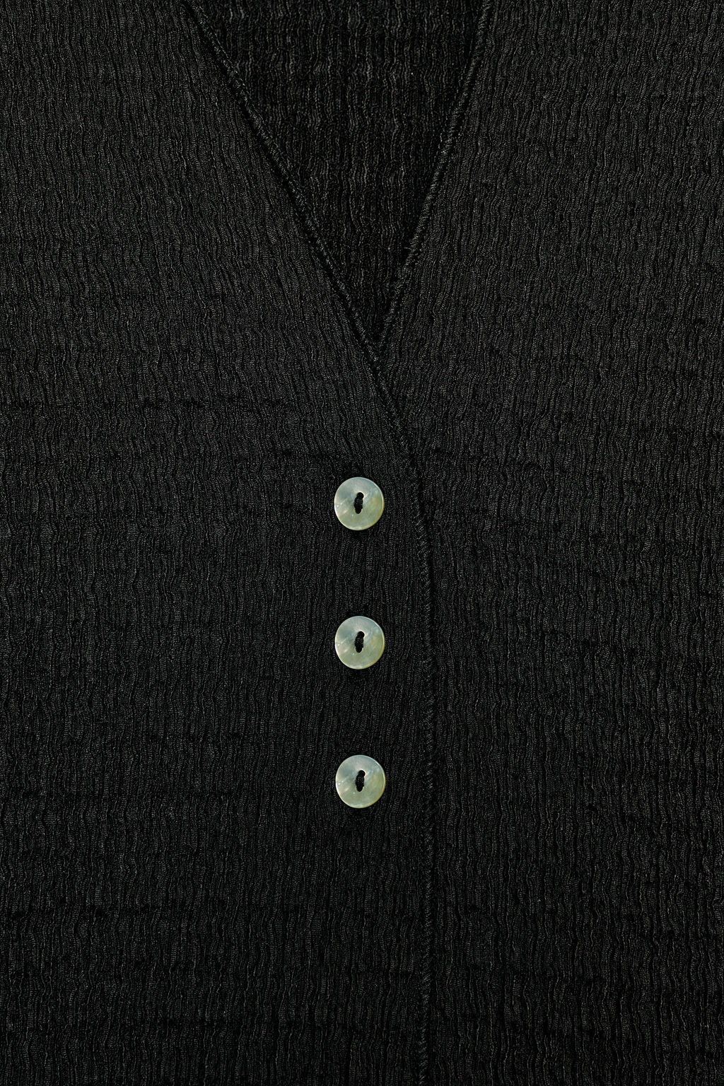CHAQUETA CROP TEXTURA / Negro