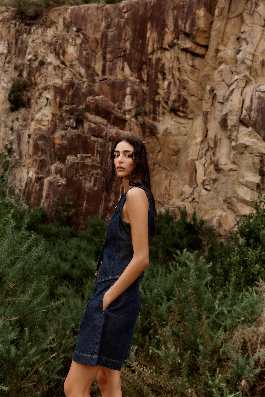 Z1975 DENIM WAISTCOAT WITH GOLD BUTTON - Zara фото 19