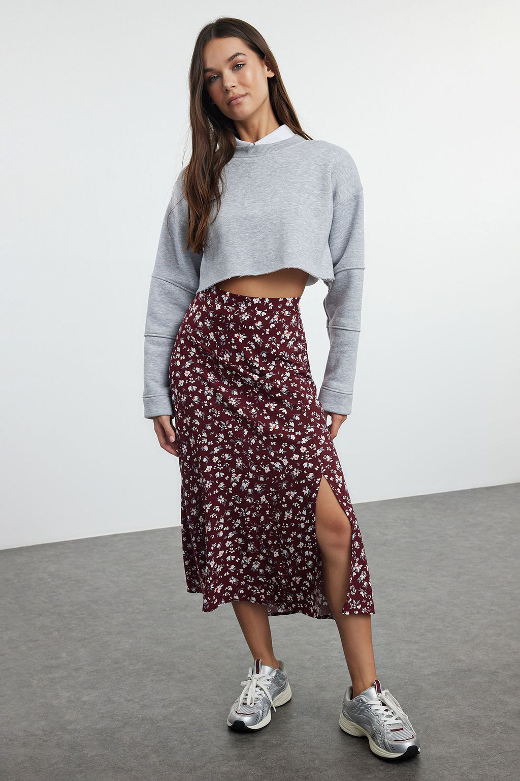 Bordo Y?rtmac Detayl? Cicek Desenli Viskon Kumasl? Midi Dokuma Etek TWOSS20ET0230