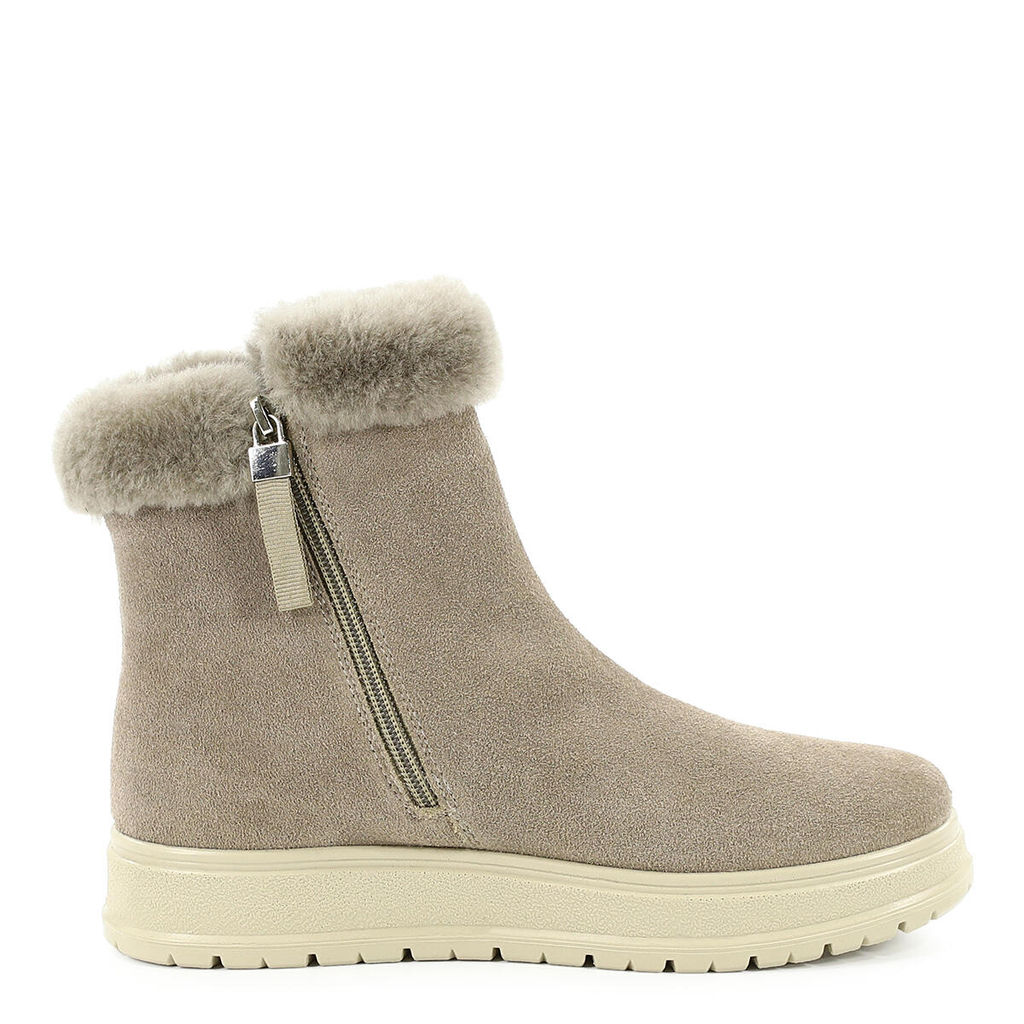 Ботинки женские